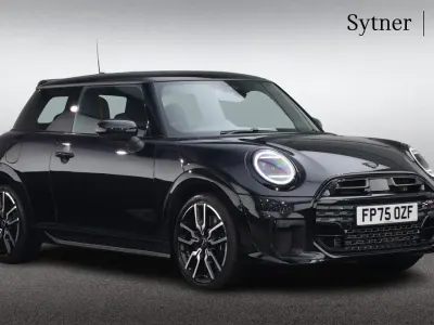 Used Mini Cooper Hatch 113 kW (154 HP) 2025 Black Hatchback