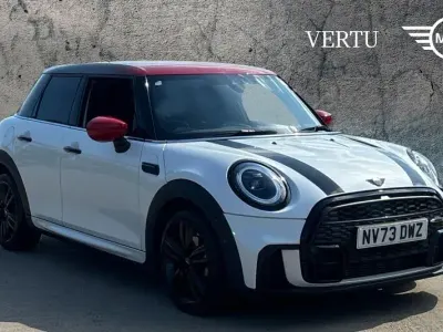 Begagnad Mini Cooper Sport 136 HK (100 kW) 2023 Halvkombi