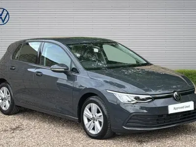 Używany VW Golf VIII Life 150 KM (110 kW) 2024 Hatchback