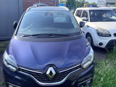 Used Renault Grand Scénic IV Dynamique 110 HP (80 kW) 2017 Blue/black MPV