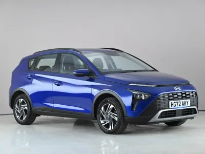 Begagnad Hyundai Bayon SE 2023 Blå SUV