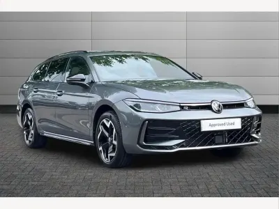 New VW Passat R-line 150 HP (110 kW) 2026 Grey Estate