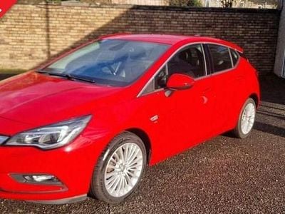 Used Vauxhall Astra Elite 150 HP (110 kW) 2016 Red Hatchback