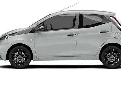 Silver Used 2014 Toyota Aygo Hatchback | £3,995 (Good price)