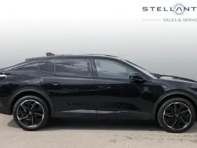 Second-hand Peugeot 408 GT 129 CP (94 kW) 2024 Negru SUV