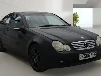 Used Mercedes C180 SE 143 HP (105 kW) 2006 Black Coupe