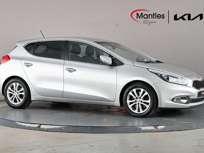 Used Kia Ceed 135 HP (99 kW) 2015 Silver Hatchback