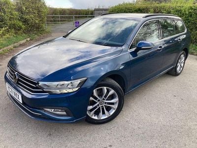 Used VW Passat SE 150 HP (110 kW) 2021 Blue Estate
