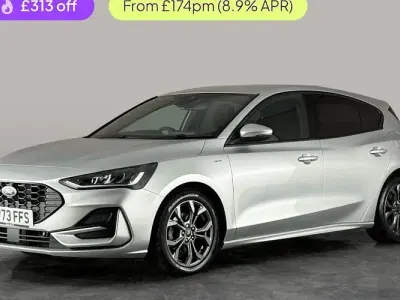 Used Ford Focus ST-Line 125 HP (91 kW) 2023 Silver Hatchback