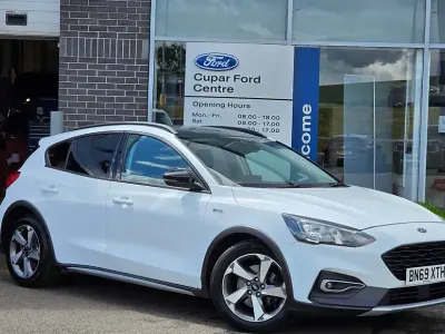 Used Ford Focus Active 125 HP (91 kW) 2019 White Hatchback