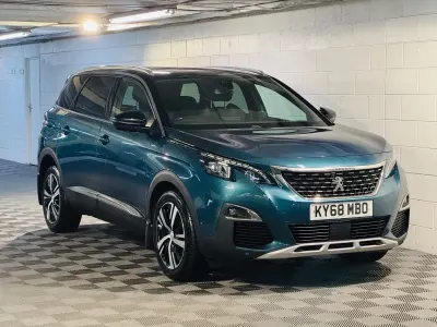 Used Peugeot 5008 GT-line 130 HP (95 kW) 2018 Green Hatchback