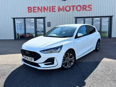 Used Ford Focus ST-Line 125 HP (91 kW) 2024 White Hatchback