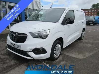 Used Vauxhall Combo 100 HP (73 kW) 2023 White MPV