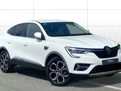 Used Renault Arkana Version S 143 HP (105 kW) 2023 White SUV