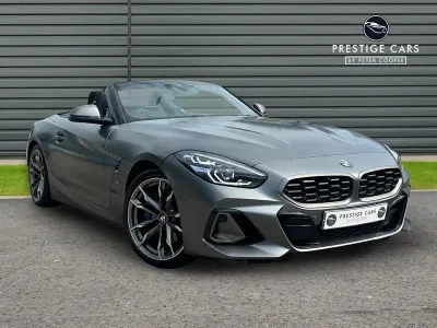 Begagnad BMW Z4 Shadowline 334 HK (245 kW) 2023 Grå Cab