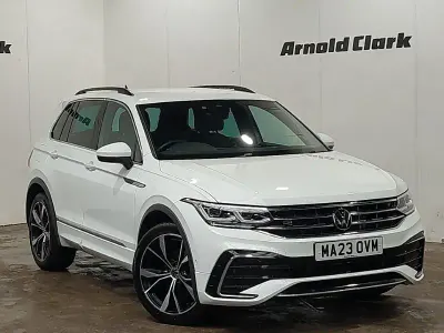 Usado VW Tiguan R-line 150 HP (110 kW) 2023 Branco SUV