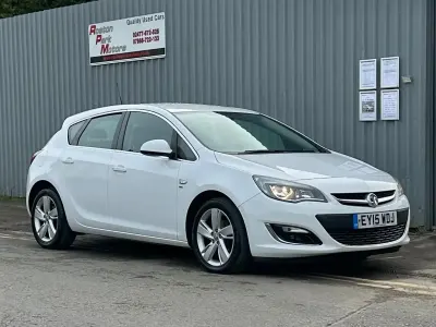 Gebraucht Vauxhall Astra SRi 2015 Weiß Kleinwagen