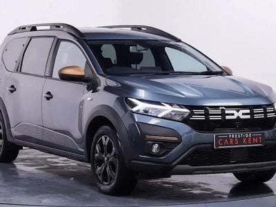 Green Used 2024 Dacia Jogger Extreme MPV | £19,300 (Good price)