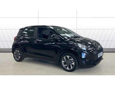 Black Used 2025 Hyundai i10 Advanced Hatchback | £15,090 (Fair price)