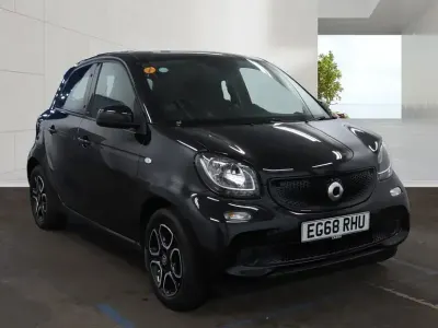 Used Smart ForFour Premium 90 HP (66 kW) 2019 Black Hatchback
