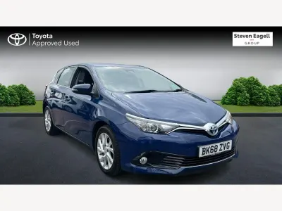 Used Toyota Auris Hybrid