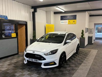 White Used 2016 Ford Focus ST Hatchback | £11,695