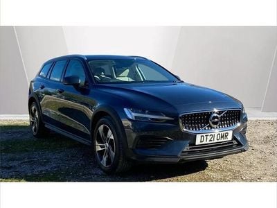 Used Volvo V60 CC 197 HP (144 kW) 2021 Blue Estate