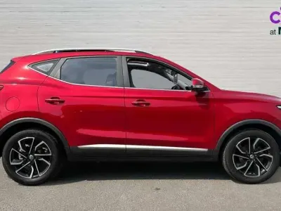 Usado MG ZS Exclusive 111 HP (81 kW) 2022 Vermelho SUV