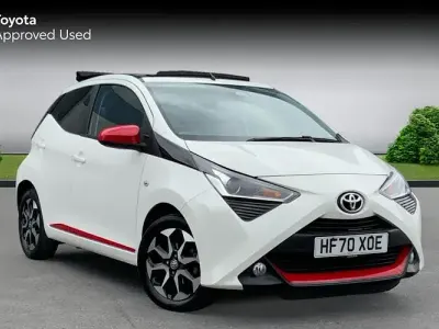 Gebraucht Toyota Aygo Trend 72 PS (52 kW) 2020 Weiß Kleinwagen
