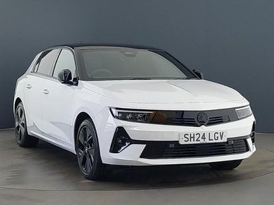Used Vauxhall Astra 114 kW (156 HP) 2024 White Hatchback