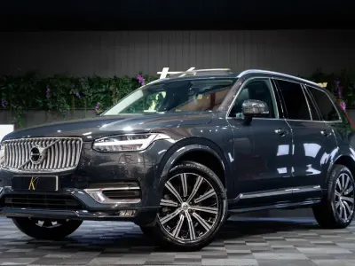 Begagnad Volvo XC90 Inscription 235 HK (172 kW) 2021 Grå SUV