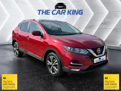 Begagnad Nissan Qashqai N-Connecta 2018 Röd SUV