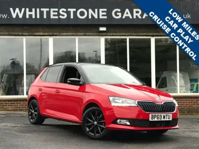 Used Skoda Fabia Colour Edition 60 HP (44 kW) 2019 Red Hatchback