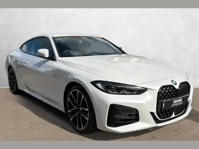 Usado BMW 420 M Sport 184 HP (135 kW) 2022 Branco Coupé