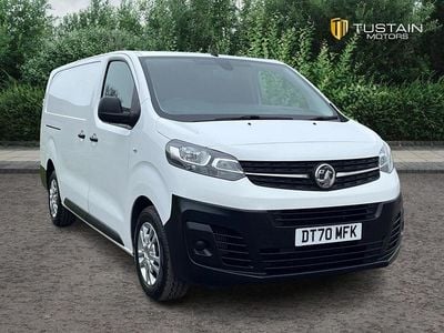 White Used 2021 Vauxhall Vivaro S MPV | £10,999 (Good price)