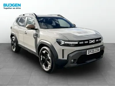 Second-hand Dacia Duster Extreme 130 CP (95 kW) 2025 Bej Hatchback