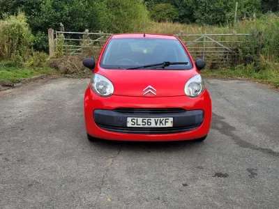 Używany Citroën C1 2006 Czerwony Hatchback