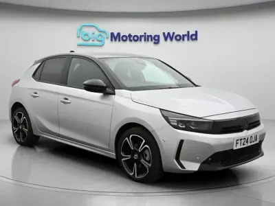 Used Vauxhall Corsa Ultimate 101 HP (74 kW) 2024 Silver Hatchback