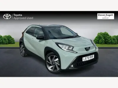 Used Toyota Aygo X 2025 Green SUV