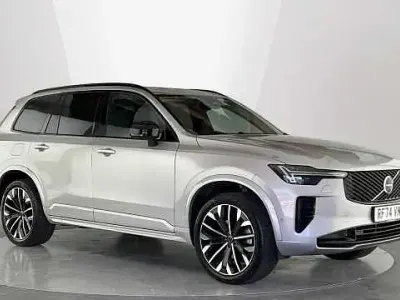 Usado Volvo XC90 Ultra 247 HP (181 kW) 2025 SUV