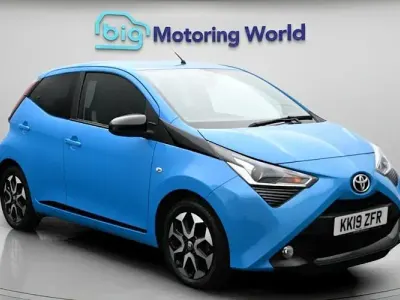 Gebraucht Toyota Aygo Trend 72 PS (52 kW) 2019 Blau Kleinwagen