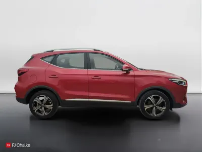 Used MG ZS 106 HP (77 kW) 2022 Red SUV