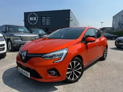 Used Renault Clio Iconic 2020 Orange Hatchback