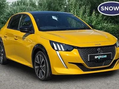 Used Peugeot 208 GT-line 131 HP (96 kW) 2020 Yellow Hatchback