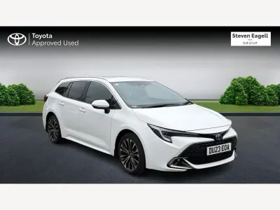 Używany Toyota Corolla Design 2023 Biały Kombi