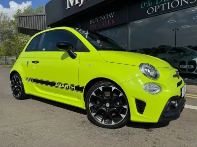 Begagnad Abarth 595 Competizione 180 HK (132 kW) 2020 Grön Halvkombi