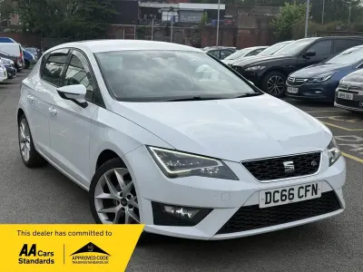 Begagnad Seat Leon FR 125 HK (91 kW) 2016 Vit Halvkombi