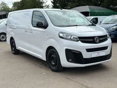 Used Vauxhall Vivaro Sportive 100 HP (73 kW) 2022 White MPV