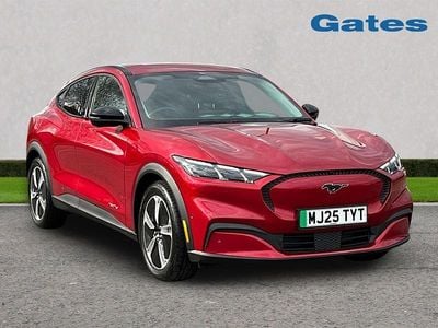 Used Ford Mustang Select 268 HP (197 kW) 2025 Red Hatchback