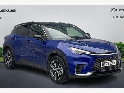 Used 2025 Lexus LBX SUV | £32,061 (A bit pricey)